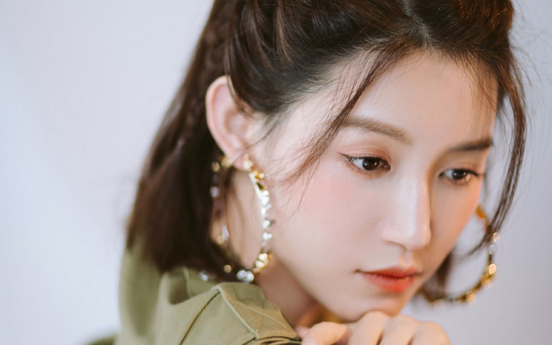 爱游戏官网-战术调整频繁，球队实力整体逐渐提升，球队战术怎么设置